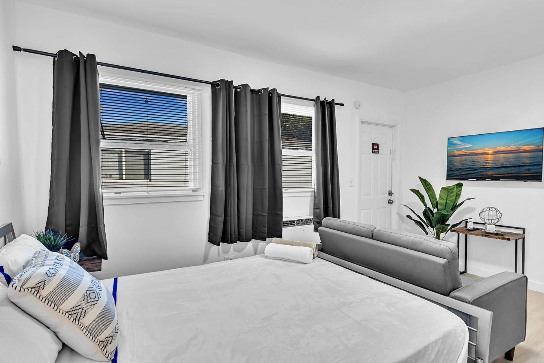 Young Circle & Hollywood Blvd Posh Studio Suite Luaran gambar