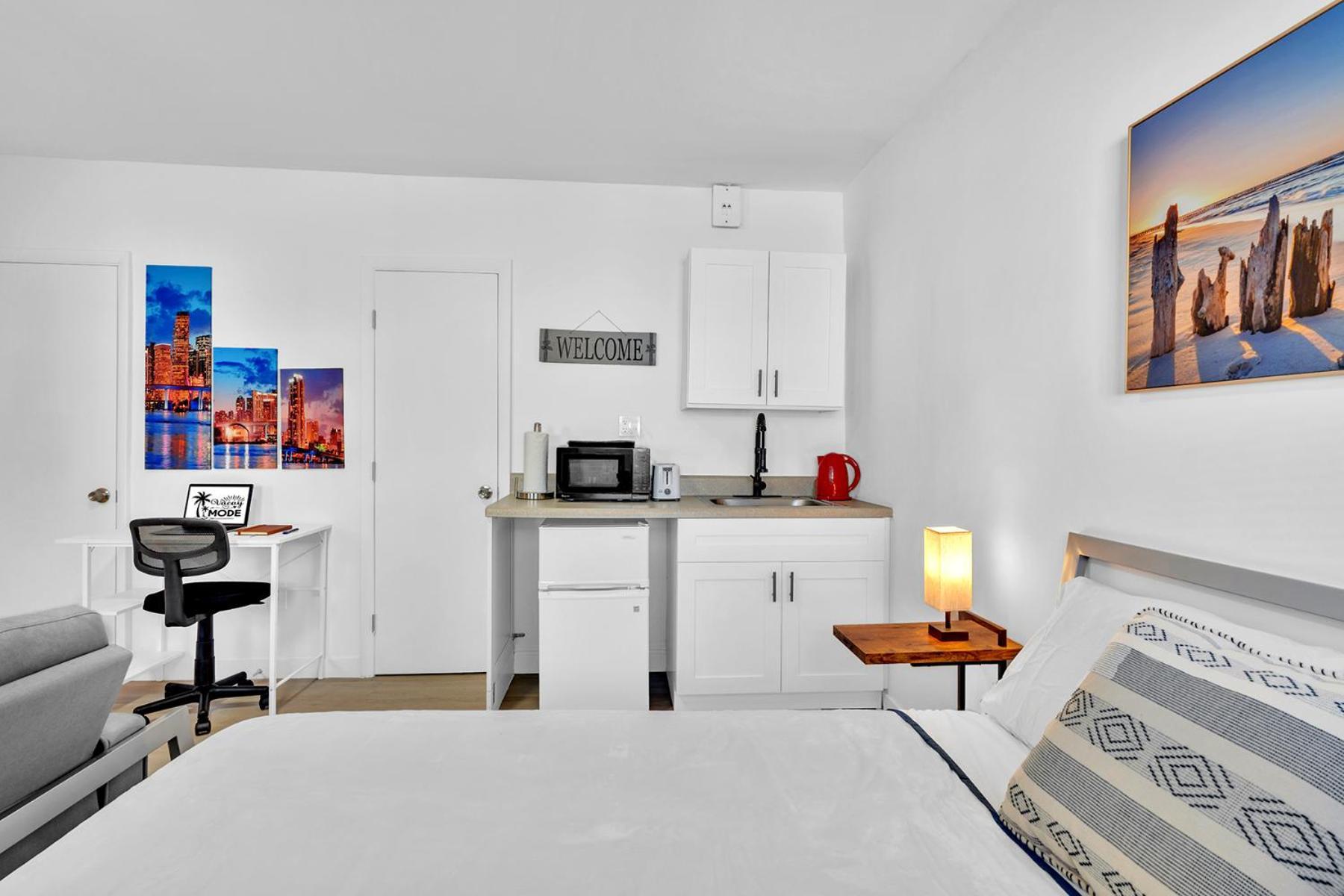 Young Circle & Hollywood Blvd Posh Studio Suite Luaran gambar