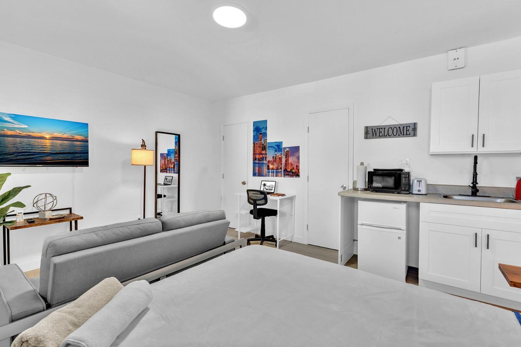 Young Circle & Hollywood Blvd Posh Studio Suite Luaran gambar