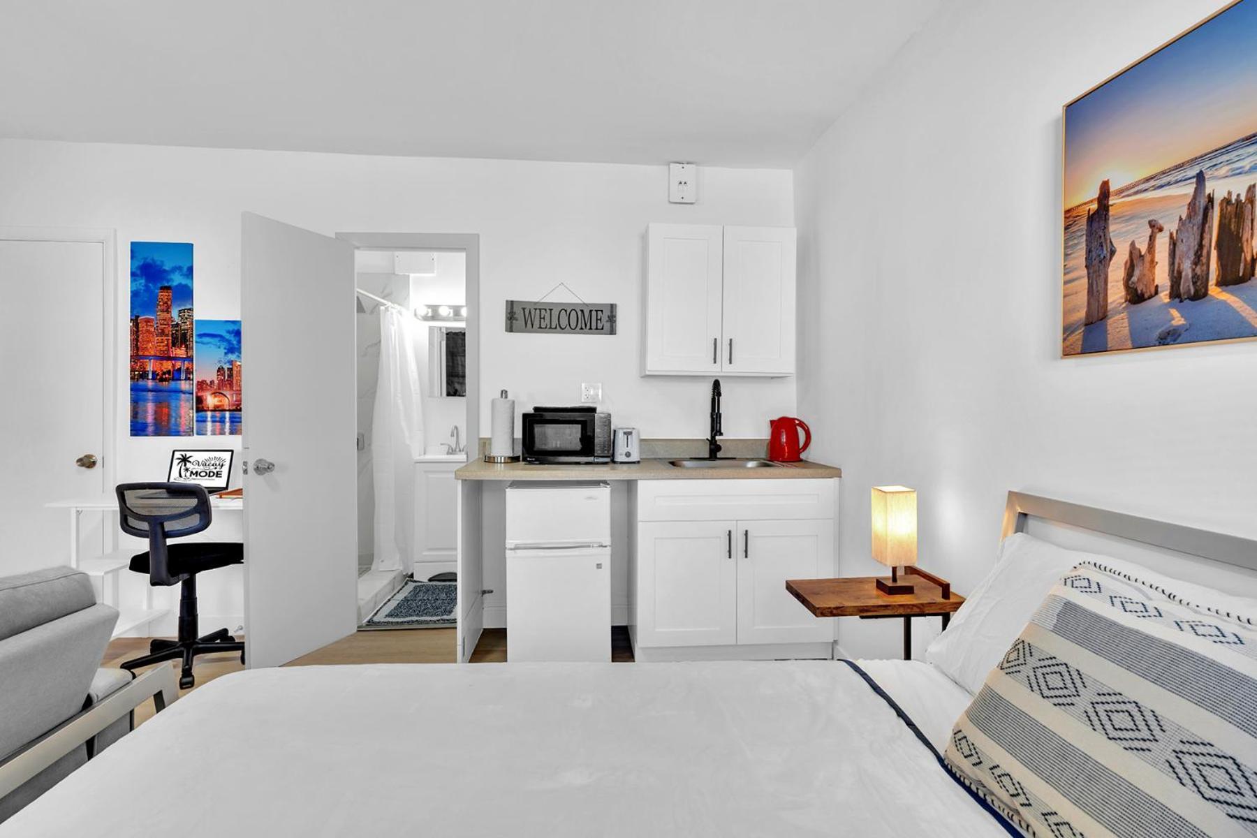 Young Circle & Hollywood Blvd Posh Studio Suite Luaran gambar