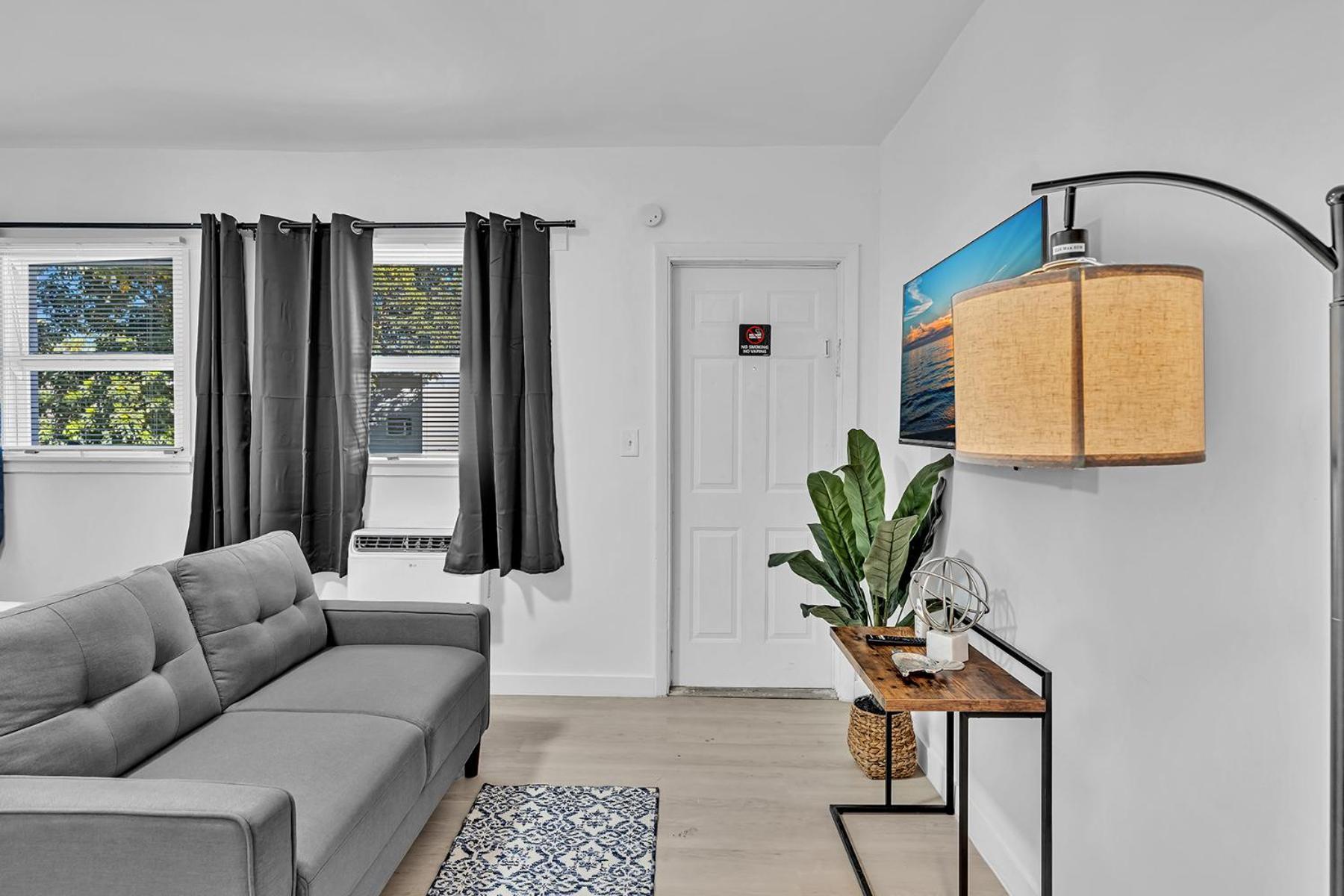 Young Circle & Hollywood Blvd Posh Studio Suite Luaran gambar