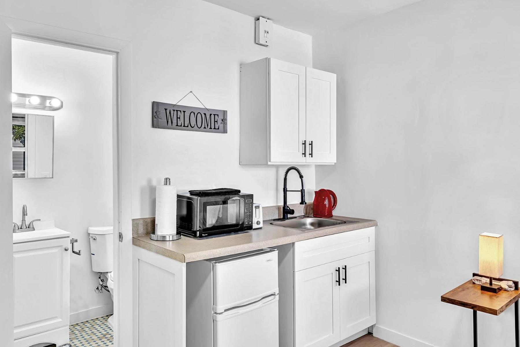 Young Circle & Hollywood Blvd Posh Studio Suite Luaran gambar